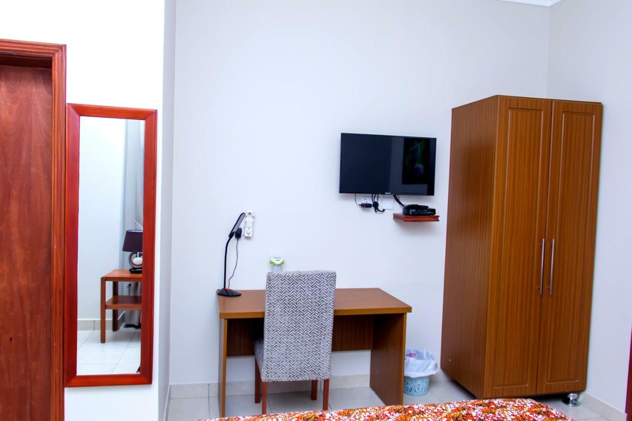 Akasu Bed And Breakfast Kampala Luaran gambar